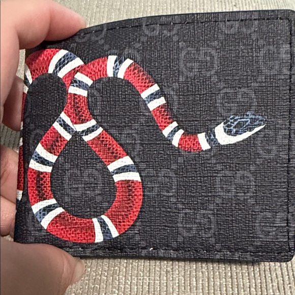 Men Wallet - Picture 5 of 5